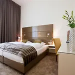 Graefrather Hof Hotel 4*