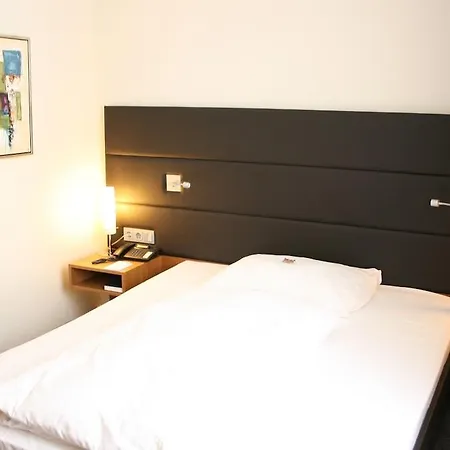 Graefrather Hof 4* Σόλινγκεν