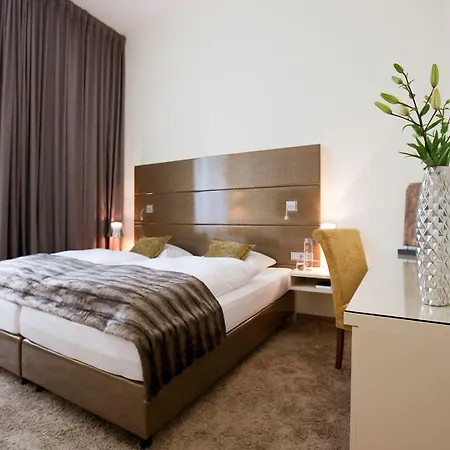 Graefrather Hof Hotel 4*