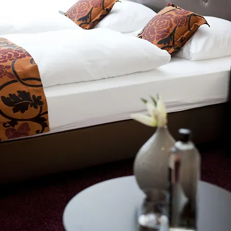 Graefrather Hof 4* Σόλινγκεν