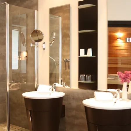Hotel Graefrather Hof 4*