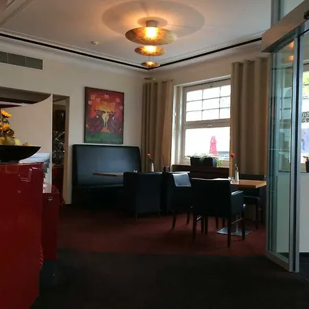 Hotel Graefrather Hof 4*