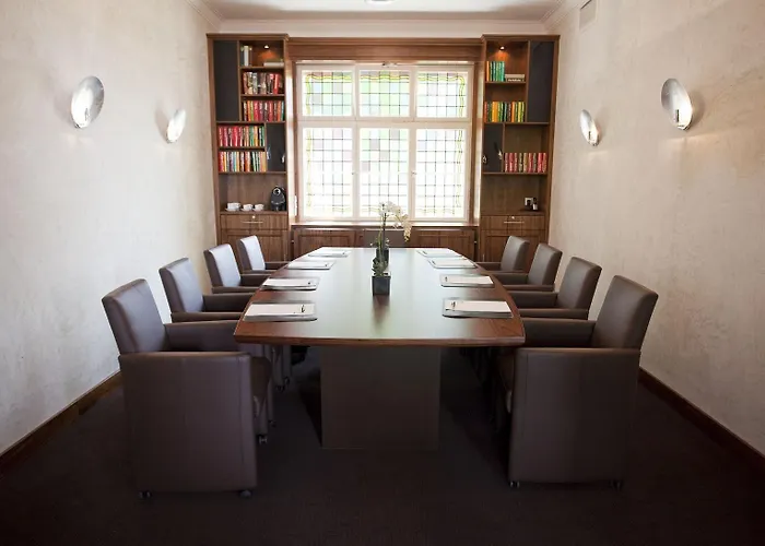 Hotel Graefrather Hof 4*